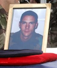  Hommage aux Soldats Français tombés en Afghanistan en 2009 1280987-1679569