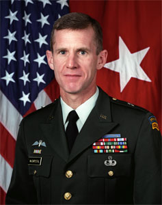 Le général américain Stanley McChrystal nouveau chef des forces alliées en Afghanistan