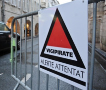 Janvier 2016 - LUTTE CONTRE LE TERRORISME : DISSUADER, RÉAGIR, SAUVER Janvier 2016 - LUTTE CONTRE LE TERRORISME : DISSUADER, RÉAGIR, SAUVER