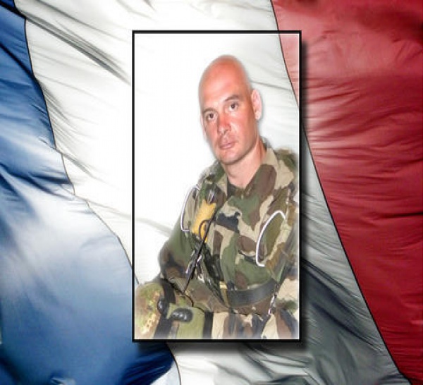HONNEUR au Lieutenant Valéry THOLY,  MORT pour la FRANCE en AFGHA