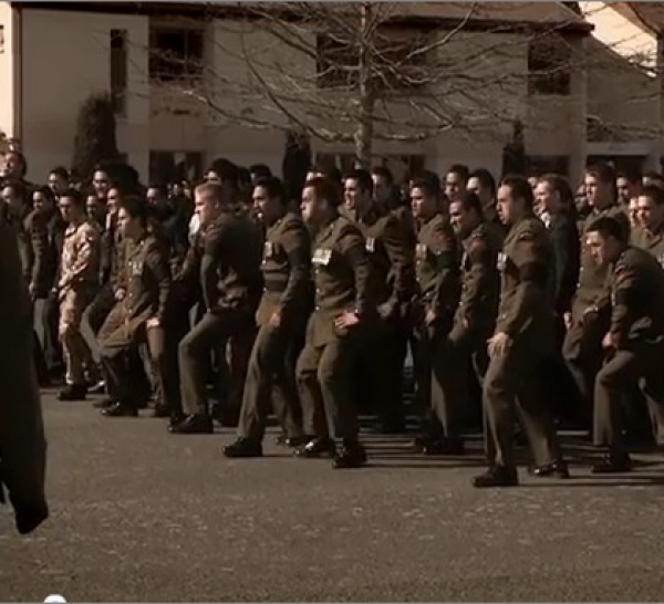 Le Haka de l’armée néo-zélandaise pour rendre hommage à ses morts